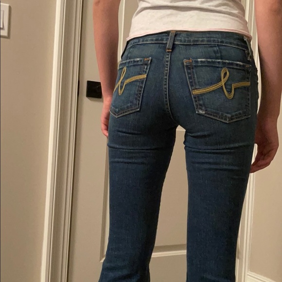Jeans - Picture 1 of 8